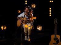 Gabriel Elias canta clássicos do reggae na sexta temporada de “Versões” no Canal BIS nesta quarta (16)