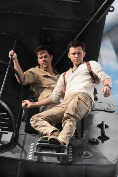 Nate e Sully são destaque em novos pôsteres do filme de Uncharted