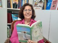 Celi Luz lança a segunda edição do premiado ‘Na Morada do Tempo’, com acréscimo de 33 poemas, que envolvem o leitor em seu mundo e tempo.