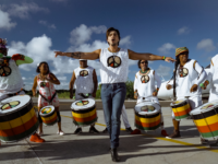Abençoado por Olodum e Léo Santana, Luan lança hit em versão de Carnaval