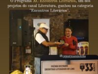 AC Encontros Literários : Escritor e apresentador do programa, César Manzolillo, recebe da APPERJ o prêmio de melhor programa de encontros literários de 2021