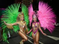 Musas da Mangueira: Ingrid e Erica Mantovani brilham no carnaval com fantasias avaliadas em 100 mil reais