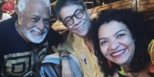 TANUSSI CARDOSO & SUA POESIA MÚSICA