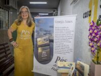 Georgia Annes participa da 1ª Feira de Literatura e Artes da Semana dos Museus com “Pés Descalços na Areia”, no próximo dia 17