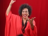 A Voz que Atravessa Gerações: Indiana Nomma e o Legado de Mercedes Sosa no Teatro Rival