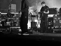 Massive Attack e Cavalera tocam clássicos de suas carreiras em noite épica em São Paulo