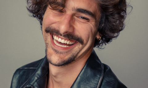 Com novo trabalho engatado na sétima arte, Bruno Montaleone fala sobre identidade e maturidade conquistada no cinema