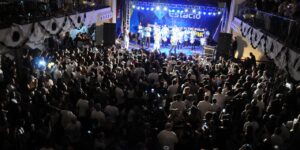 Beija-Flor leva espetáculo a Petrópolis em baile que criou o primeiro evento de cores do Carnaval brasileiro