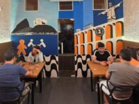 Entre risadas e estratégias, casarão do Catete abriga mais de 750 jogos de tabuleiro!