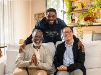 Itamar Vieira Junior e Renato Noguera refletem sobre amor, ancestralidade e criação em entrevista a Lázaro Ramos, no Canal Brasil