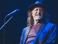 Canal Brasil celebra 80 anos de Alceu Valença com exibição de documentário e show especial no dia do aniversário do artista