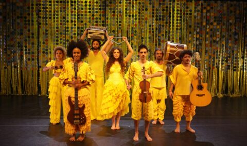 “Anunciação, O musical de Alceu Valença” celebra os 80 anos do artista, com direção geral de Miguel Colker e direção artística de Duda Maia