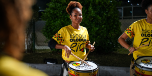 Escola Olodum Rio comemora aniversário na Pequena África