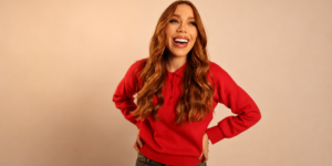 Julliany Souza faz história ao conquistar capa da Top Brasil do Spotify