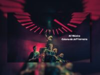 Queens of the Stone Age lança o novo single e clipe “Where the Goth Girls At?”