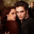 No clima sobrenatural de ‘Vermelho Sangue’, filmes de ‘Crepúsculo’ chegam ao Globoplay