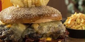 Festival COMIDA DE BOTECO leva gastronomia, música e atrações gratuitas ao BANGU SHOPPING